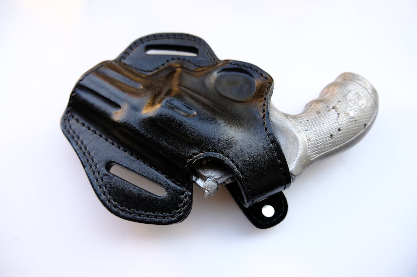 Handcrafted Leather Belt owb Holster for Smith and Wesson 686 Plus Barrel 2.5