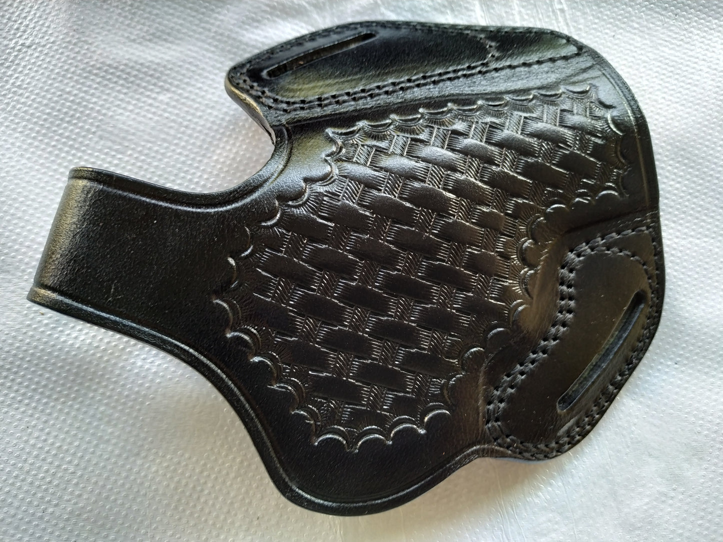 Cal38 | Leather Belt owb Basket Weave Holster Smith and Wesson 686