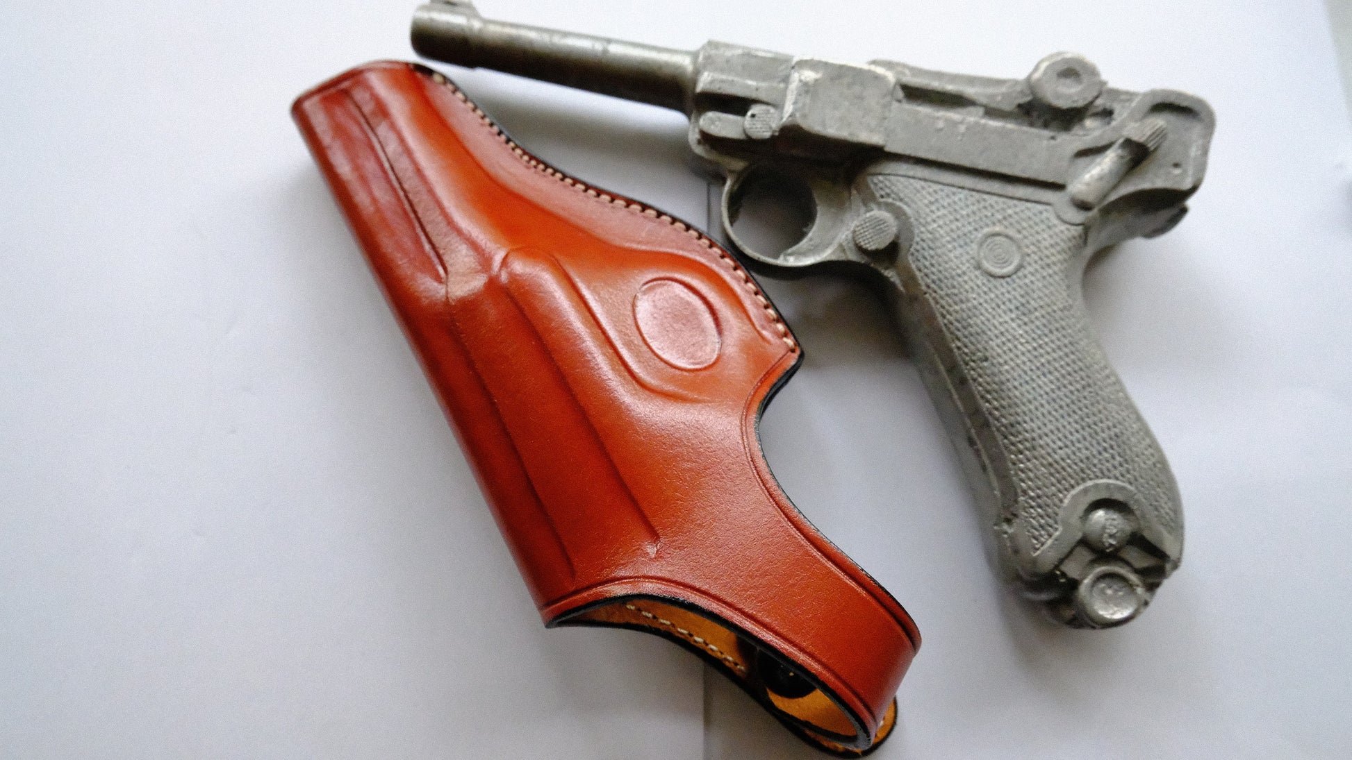 Cal38 Leather Cross Draw Holster For Luger P08 Parabellum