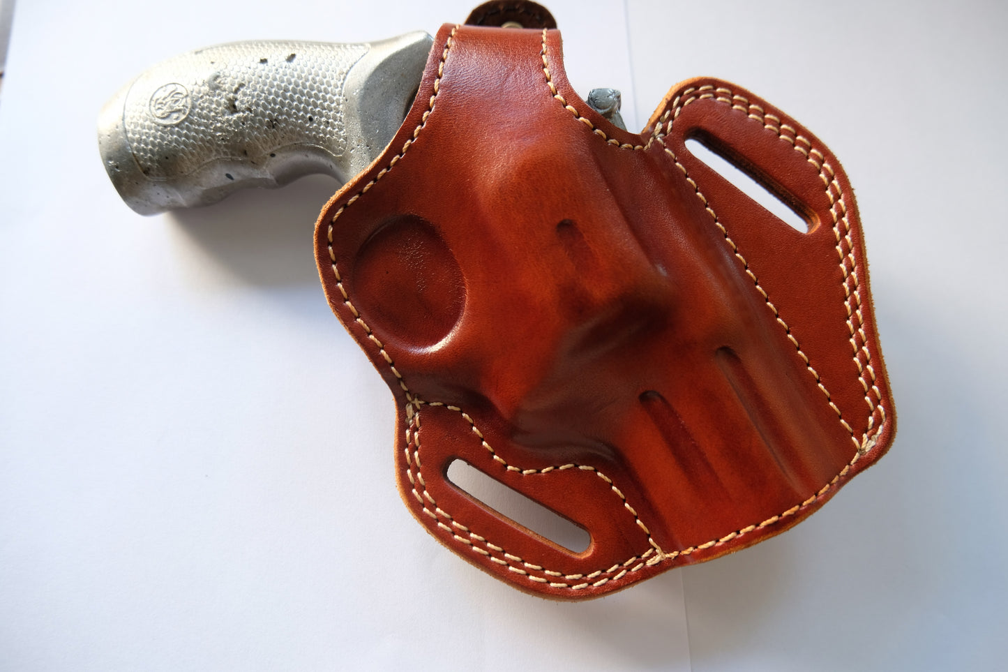 Leather OWB  Holster For Smith and Wesson Model 69 Combat 44 Magnum 2.5 inch
