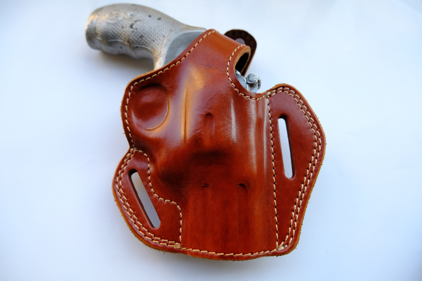 Handcrafted Leather Belt owb Holster for Smith and Wesson 686 Plus Barrel 2.5