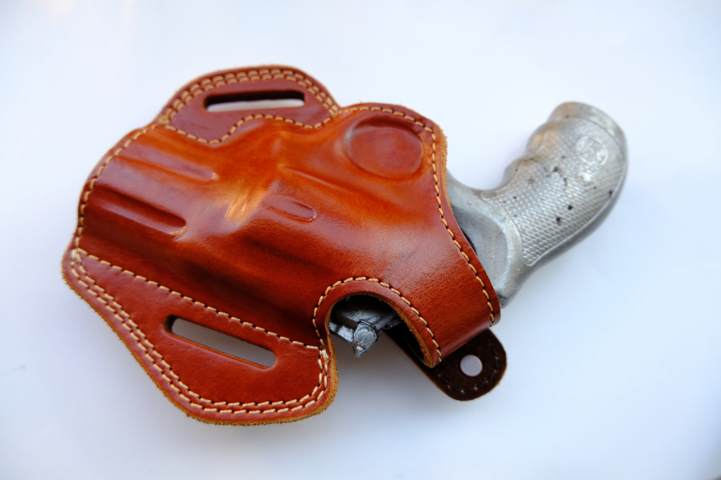 Handcrafted Leather Belt owb Holster for Smith and Wesson 686 Plus Barrel 2.5