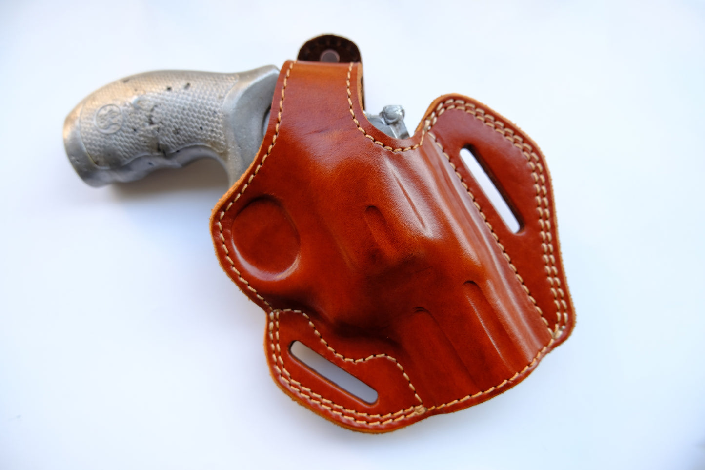 Handcrafted Leather Belt owb Holster for Smith and Wesson 686 Plus Barrel 2.5