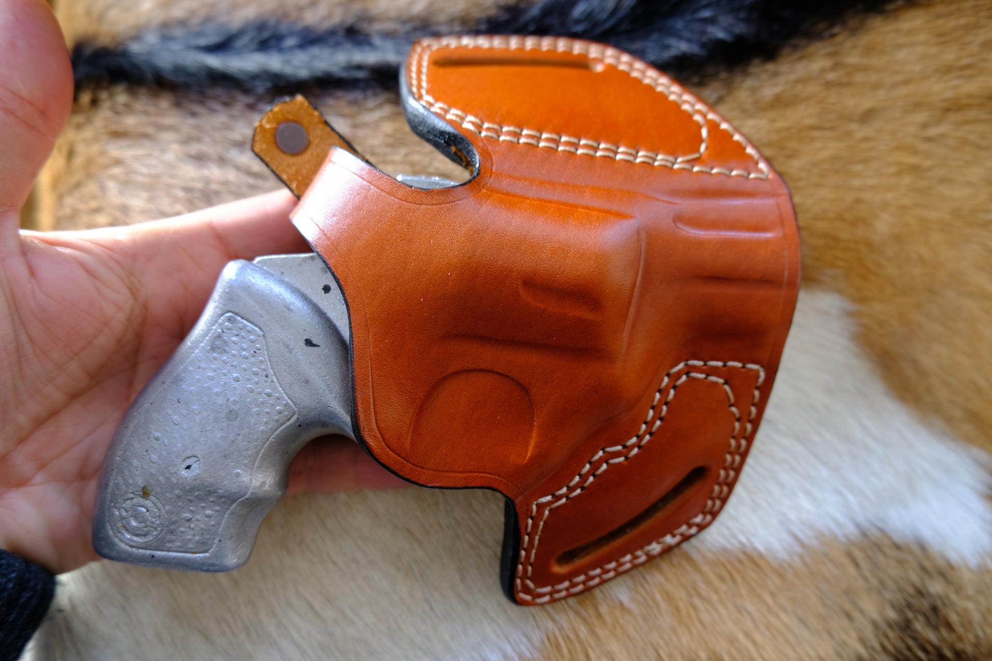 "Handcrafted Leather Pancake Holster for Taurus 85 -Brown