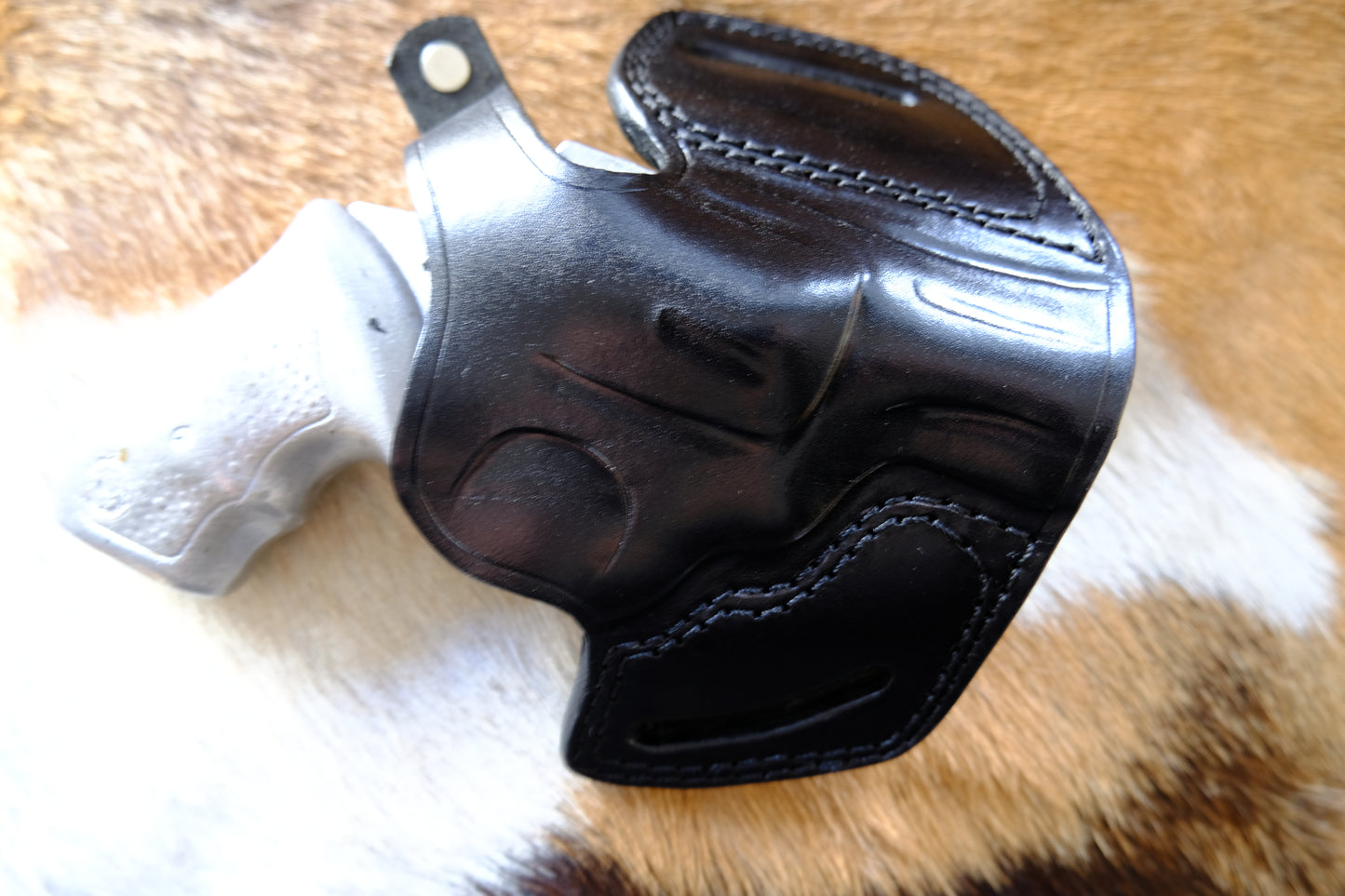 Handcrafted Leather Pancake Holster for Taurus 85 -Brown