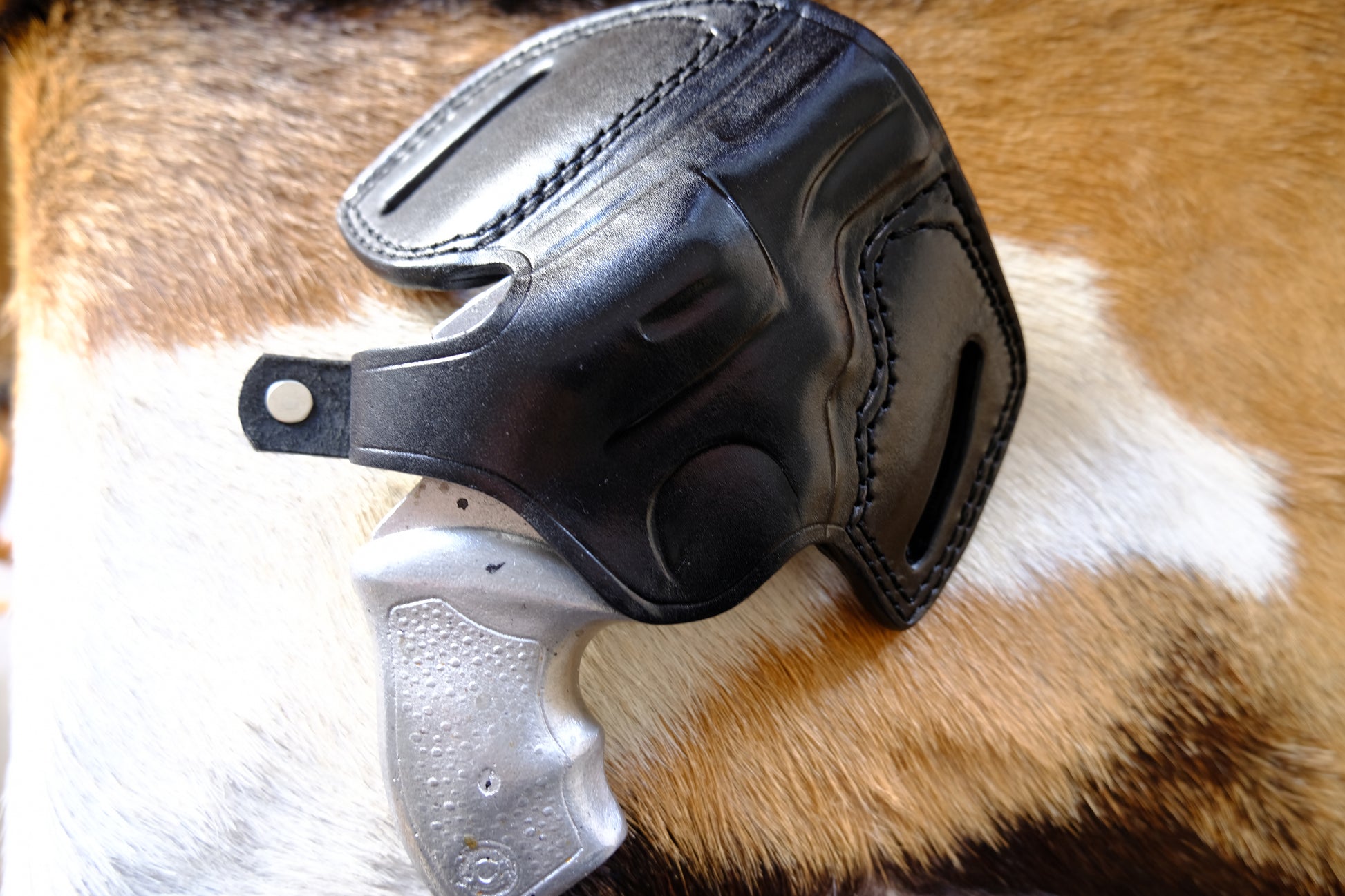 Handcrafted Leather Pancake Holster for Taurus 85 -Black