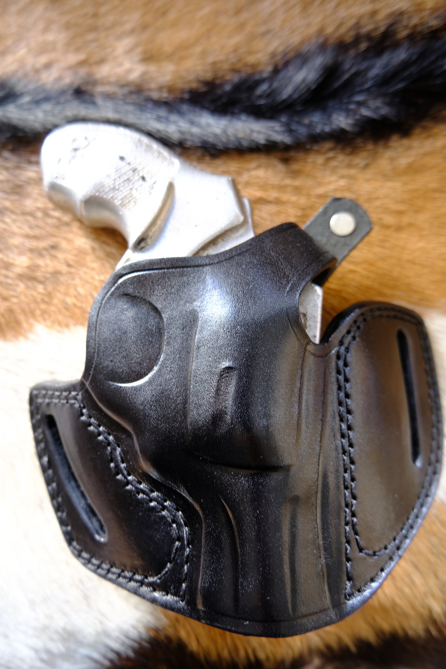 "Handcrafted Leather Pancake Holster for Taurus 856-Black