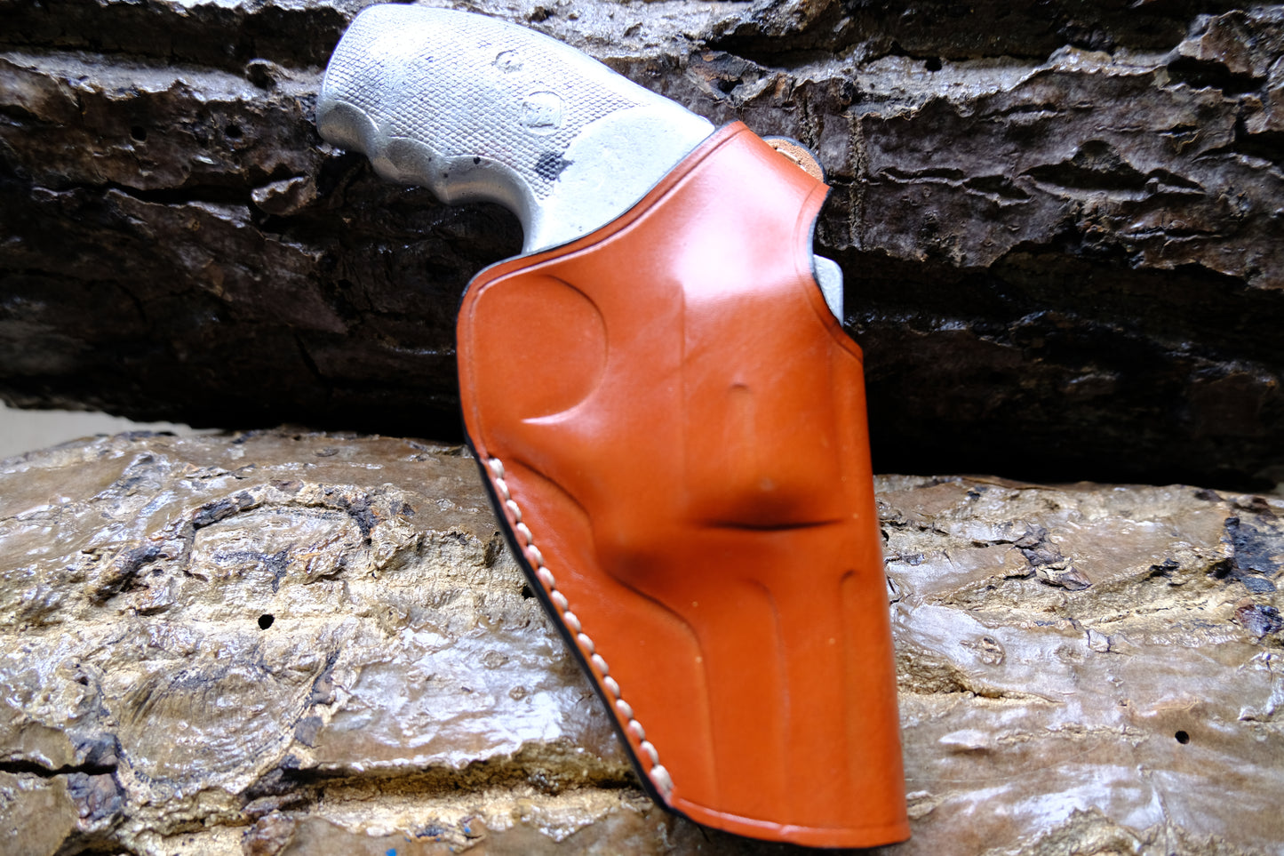 Thumb Break Leather OWB Holster: Charter Arms Bulldog Standard .44 S&W 2.5" Barrel 5 Shot