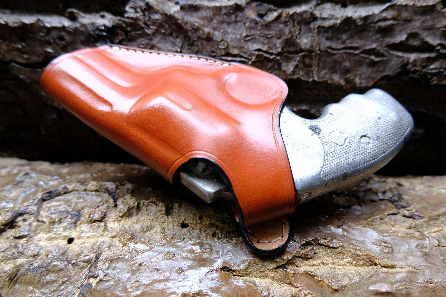 Thumb Break Leather OWB Holster: Charter Arms Bulldog Standard .44 S&W 2.5" Barrel 5 Shot