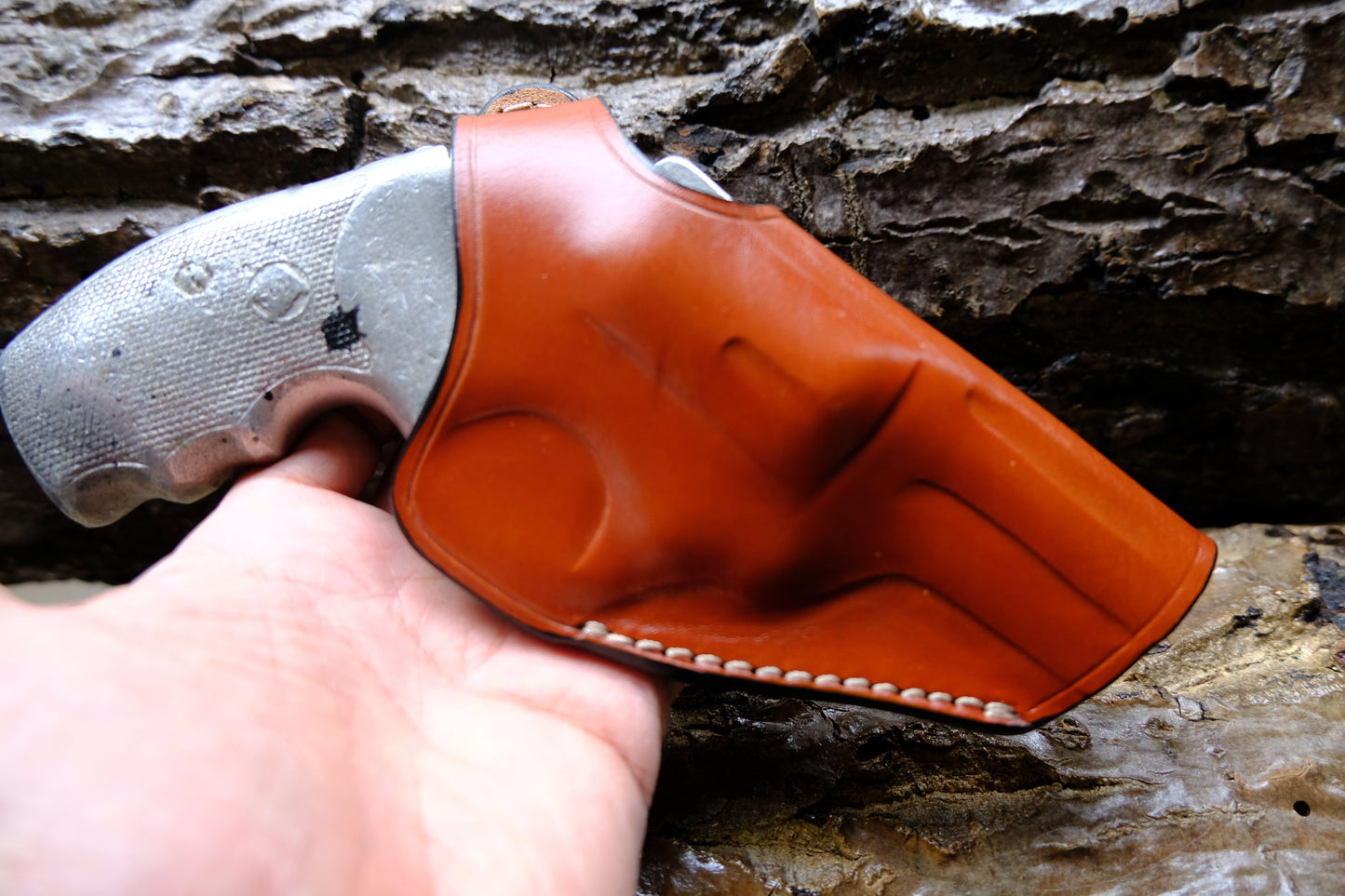 Thumb Break Leather OWB Holster: Charter Arms Bulldog Standard .44 S&W 2.5" Barrel 5 Shot
