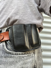 Load image into Gallery viewer, Leather Double Magazine Pouch for Desert Eagle