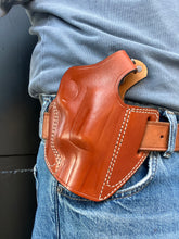Load image into Gallery viewer, Leather OWB Holster For Taurus Judge 45 Colt / 410 2 inch