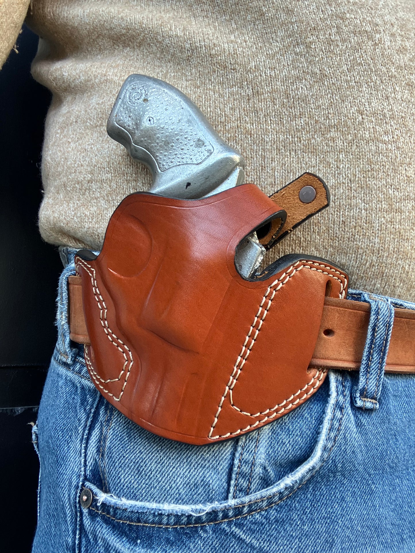 "Handcrafted Leather Pancake Holster for Taurus 85 -