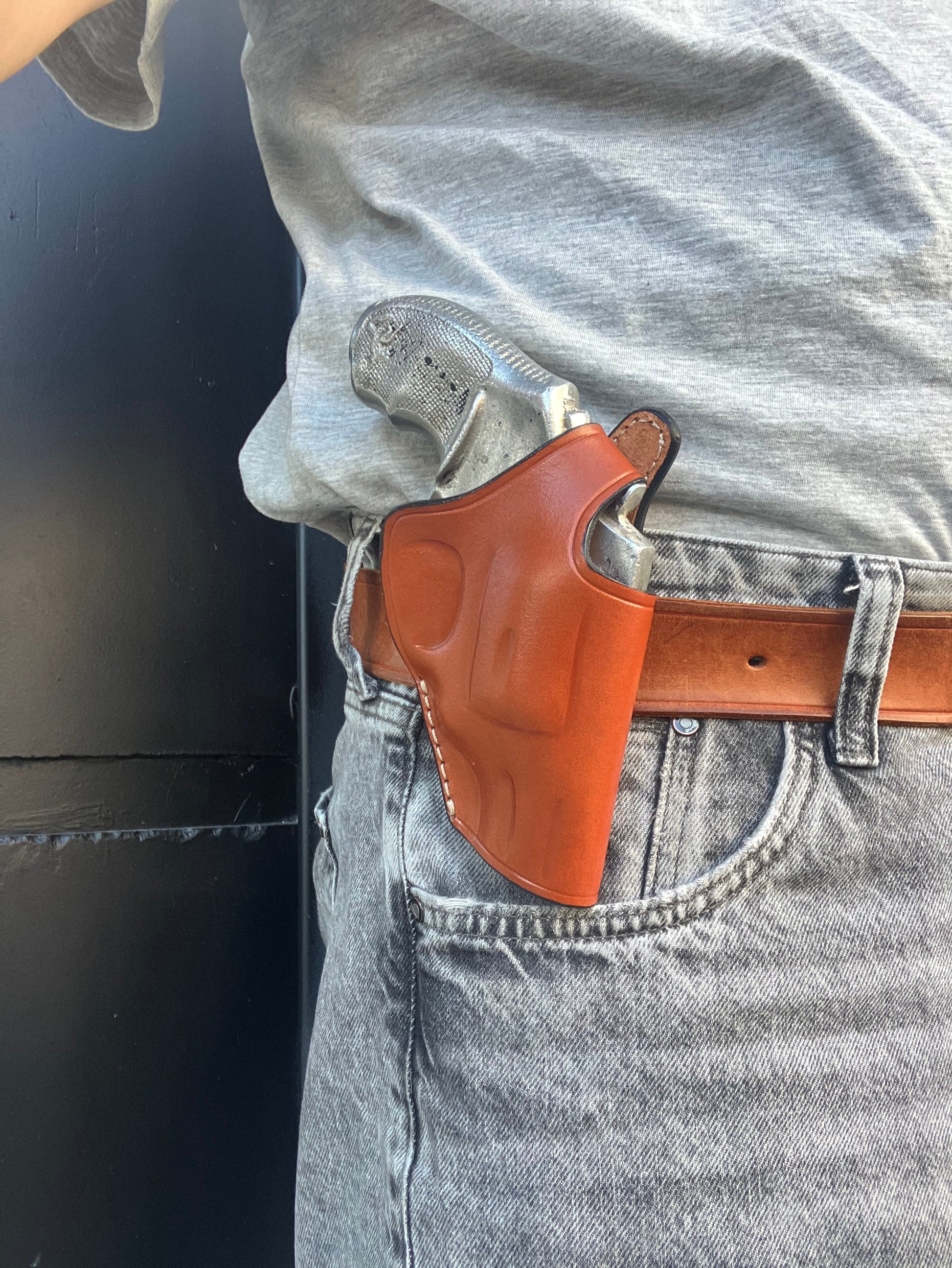 OWB Belt Leather Holster with Thumb Break For Taurus 856 38 Special 2" inch