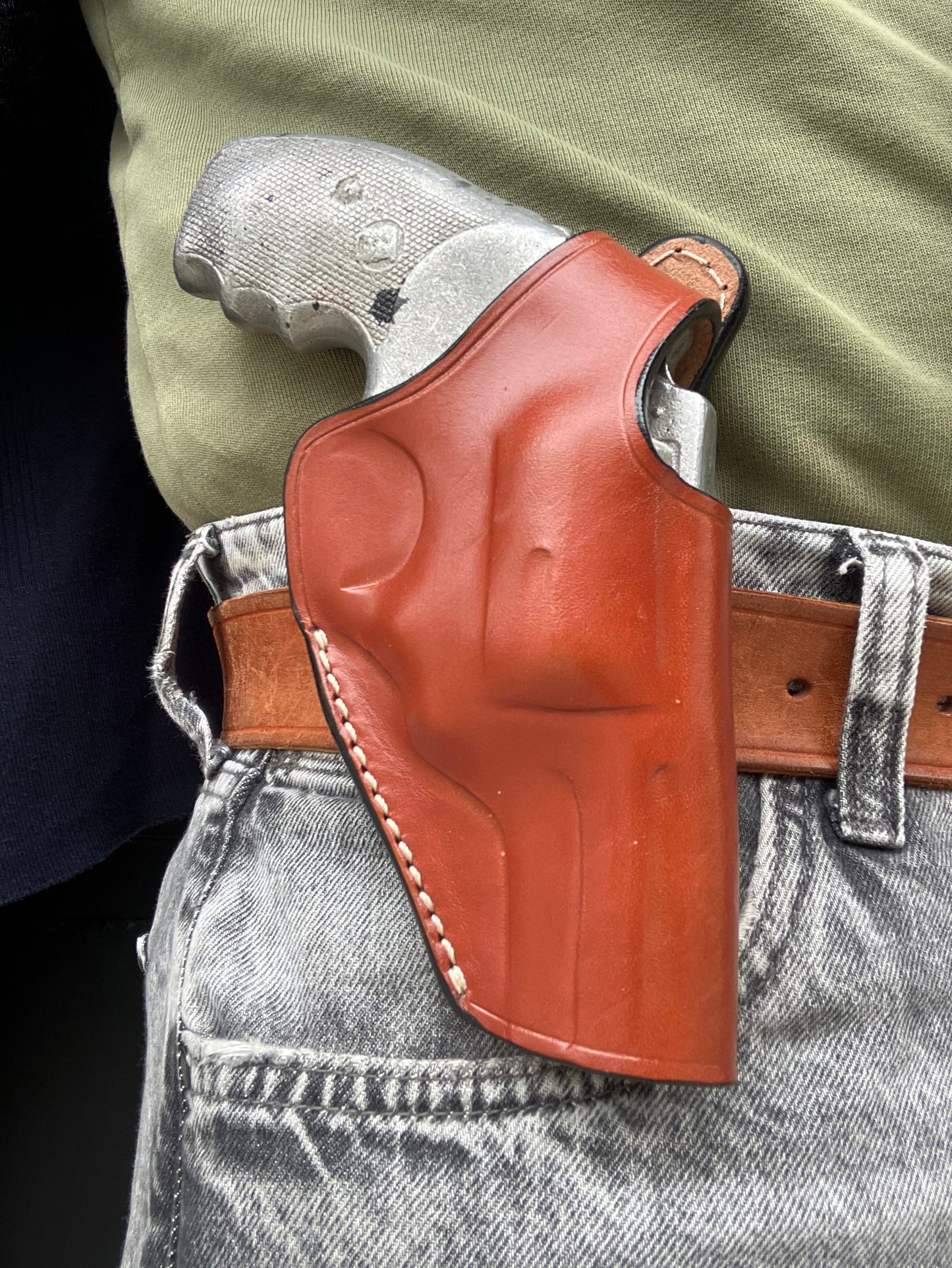 Thumb Break Leather OWB Holster: Charter Arms Bulldog Standard .44 S&W 2.5" Barrel 5 Shot