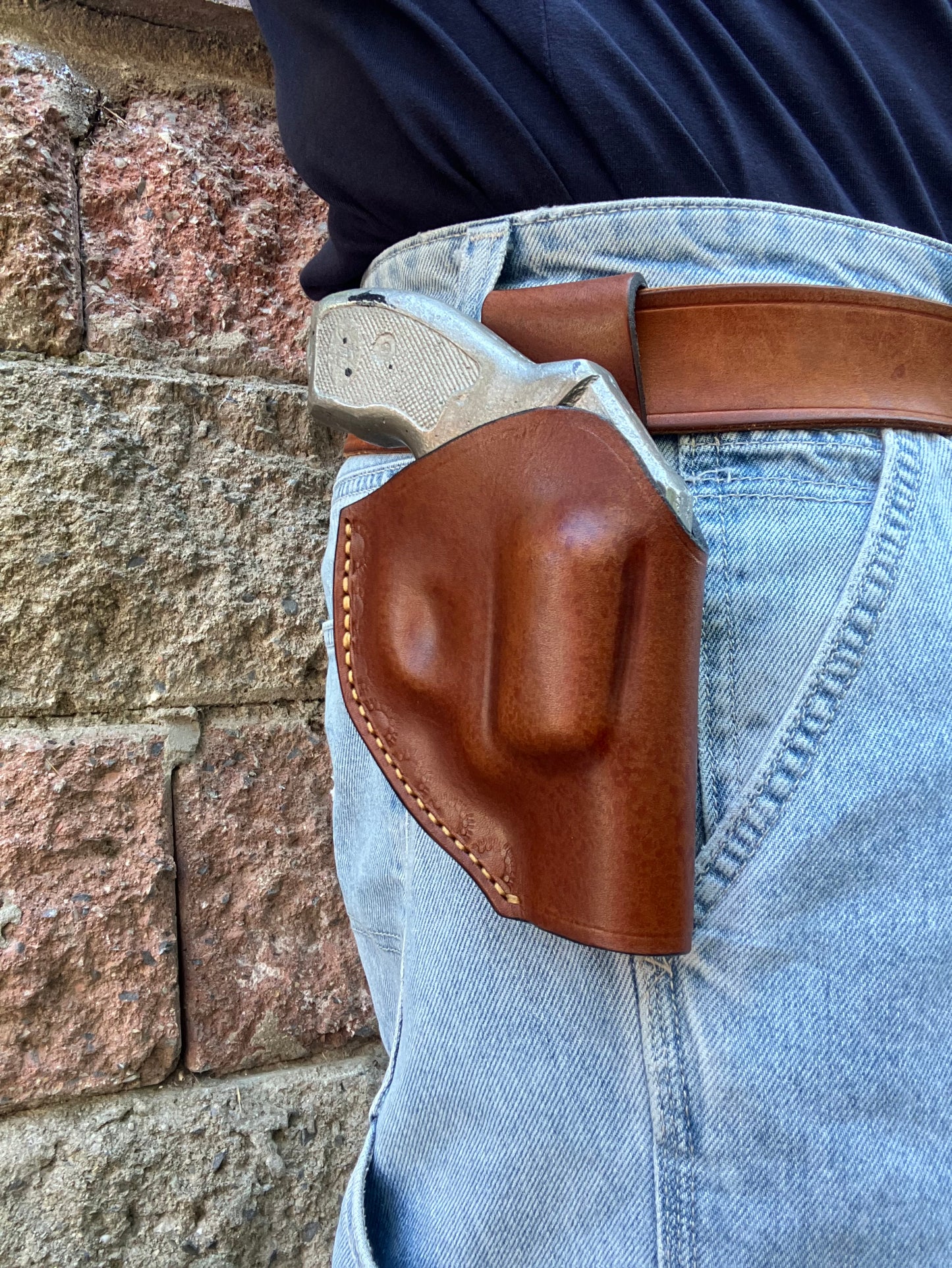 Hand-Stitched Leather OWB Holster for Kimber K6s