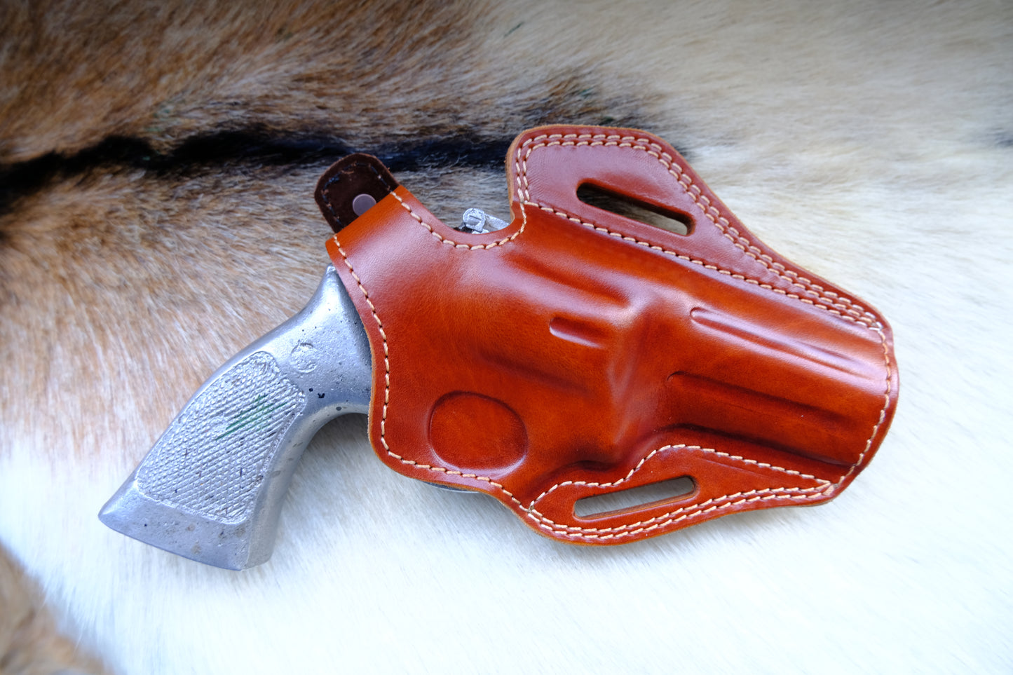 Leather OWB Holster For 357 Magnum Revolver 4 inch Barrel