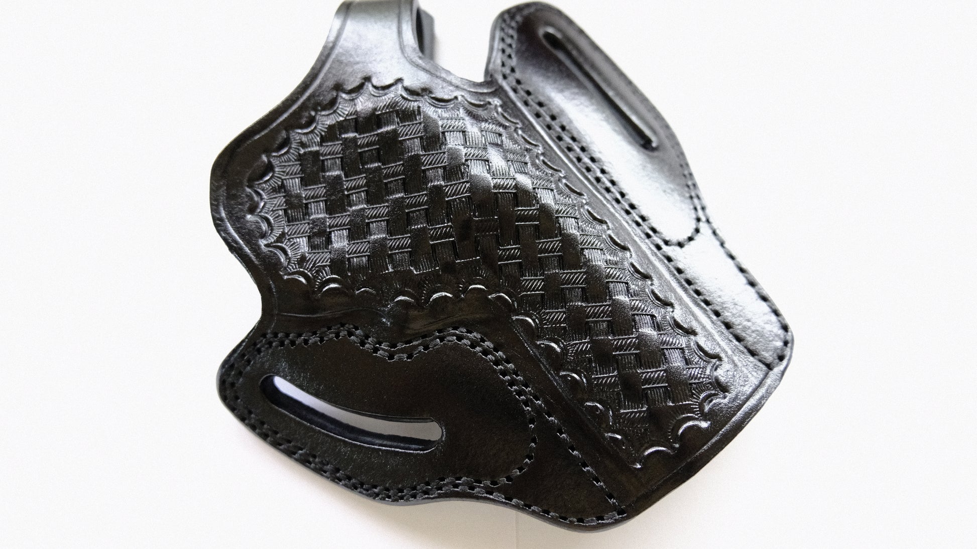 Cal38 Leather Basket Weave Holster For Taurus 85 with the 3" barrel 