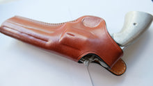 Load image into Gallery viewer, Leather Belt Holster for 6 inch Colt Python 357 Mag