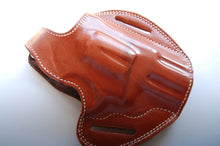 Load image into Gallery viewer, Handcrafted Leather Belt owb Holster for Smith and Wesson 686 Plus Barrel 2.5