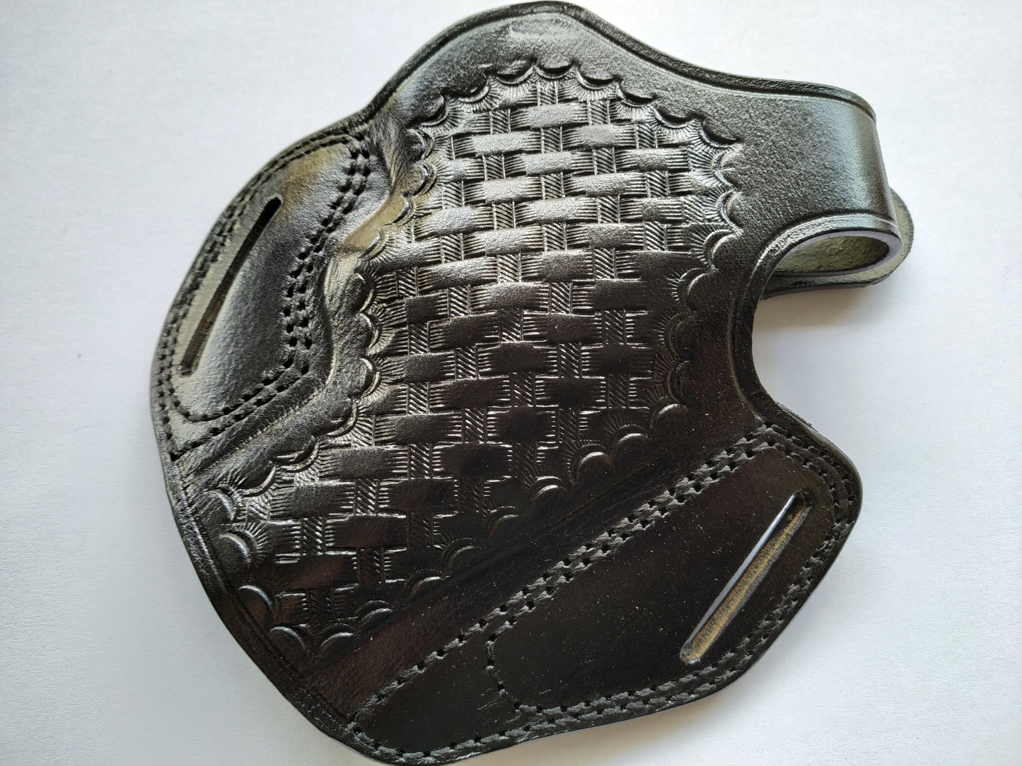 Leather Belt OWB Basket Weave Holster for Smith and Wesson 686 (R.H) 2,5 inch