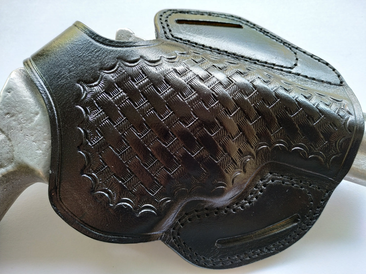 Leather Belt OWB Basket Weave Holster for Smith and Wesson 686 (R.H) 2,5 inch
