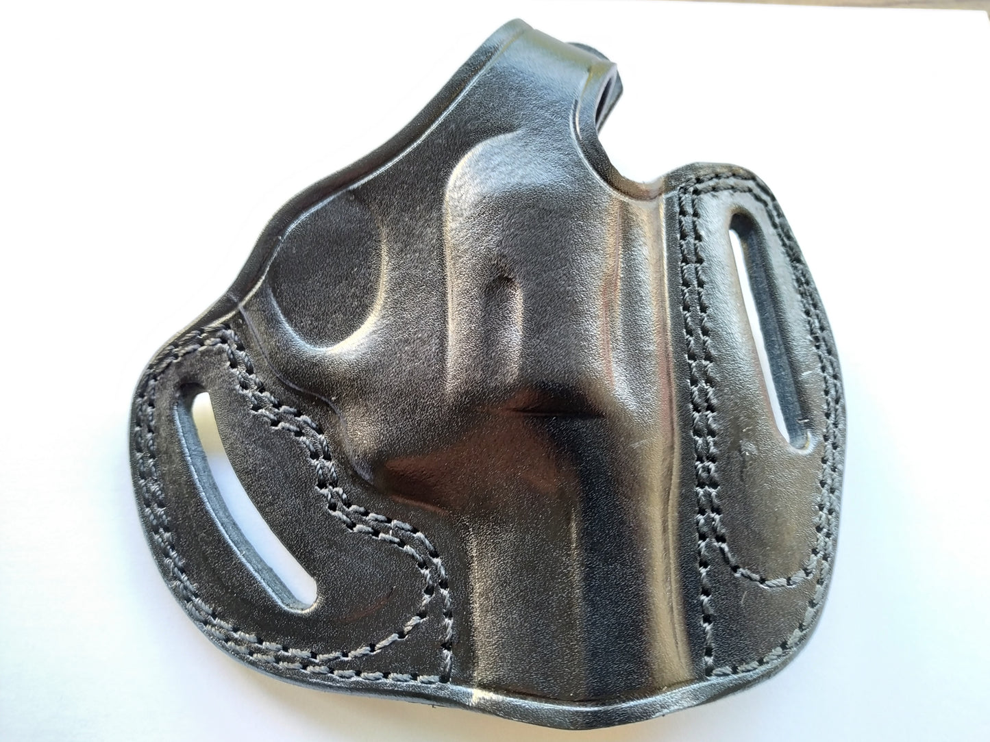 Leather Belt owb Holster For Smith and Wesson Model 36 38 special (R.H)