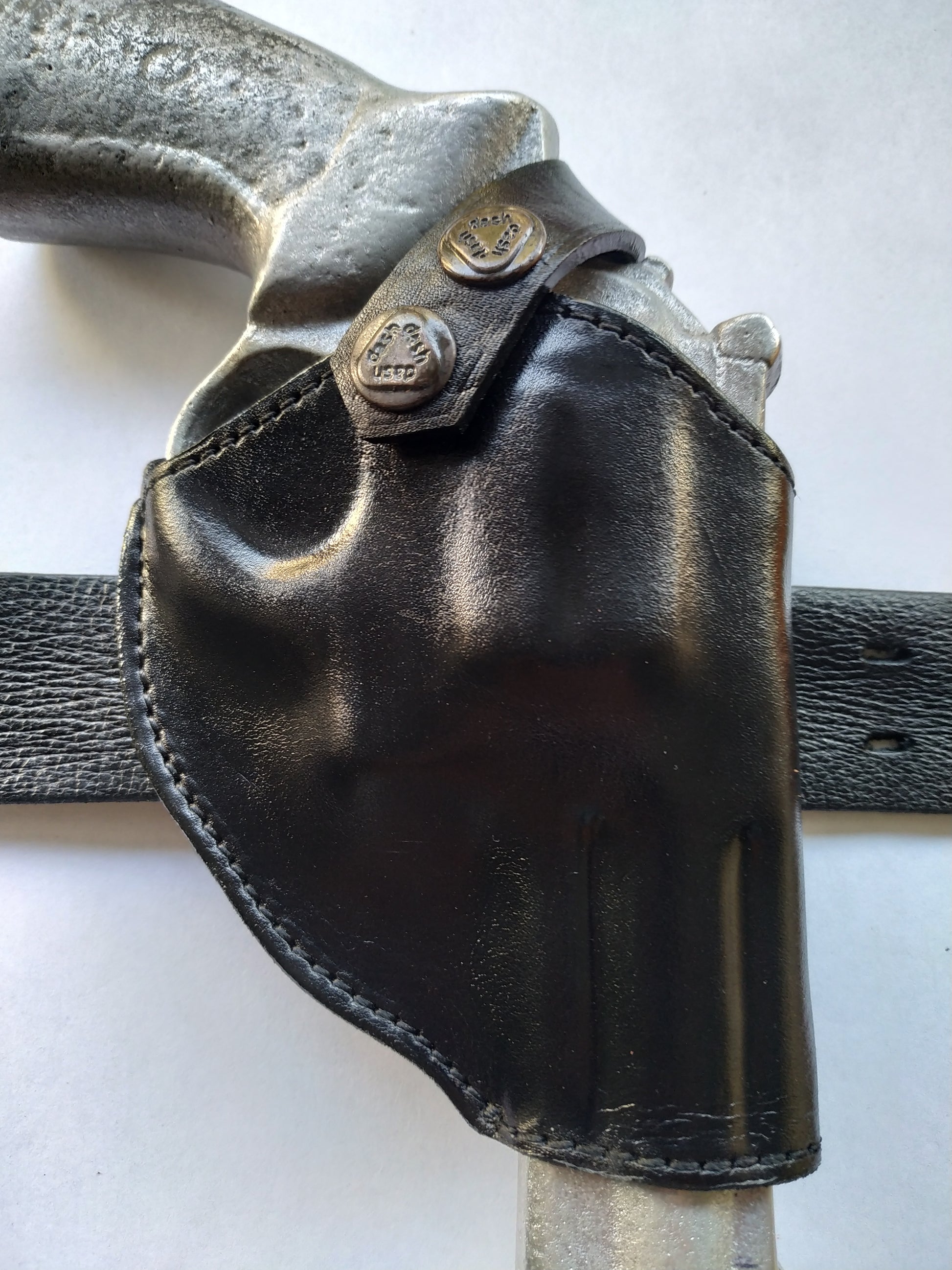 Cal38 | Leather Two Position Belt Holster For Smith and Wesson 686 Snub Nose 